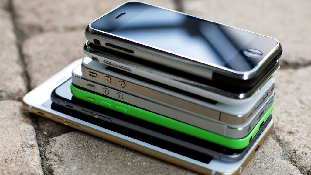 How-To-Free-Iphone-Spy-Software-For-IOS-8.1.3.jpg How-To-Free-Iphone-Spy-Software-For-IOS-8.1.3.jpg